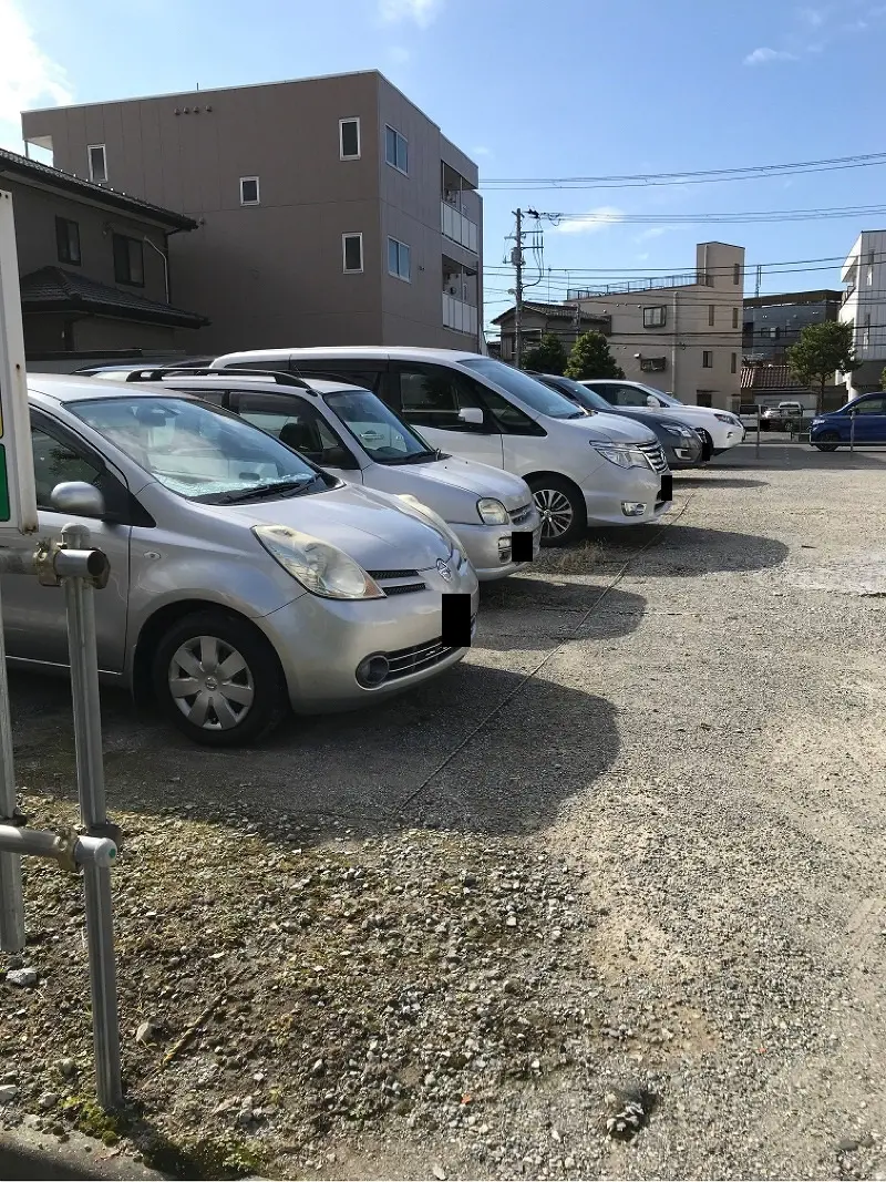 江戸川区西篠崎２丁目　月極駐車場